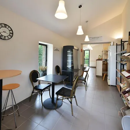 게스트하우스 Et Table D'hotes Du Calvaire