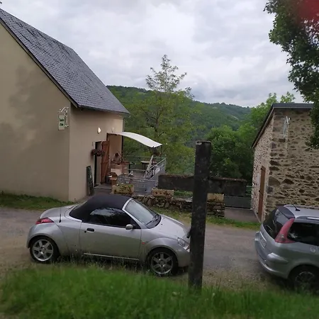 Guest house Et Table D'hotes Du Calvaire *